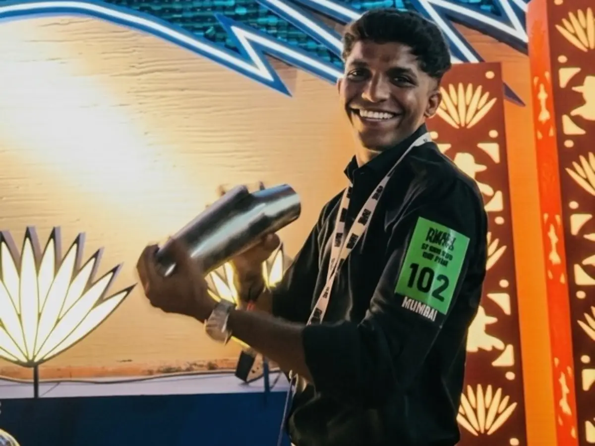 Liquid Stage bartender at an event